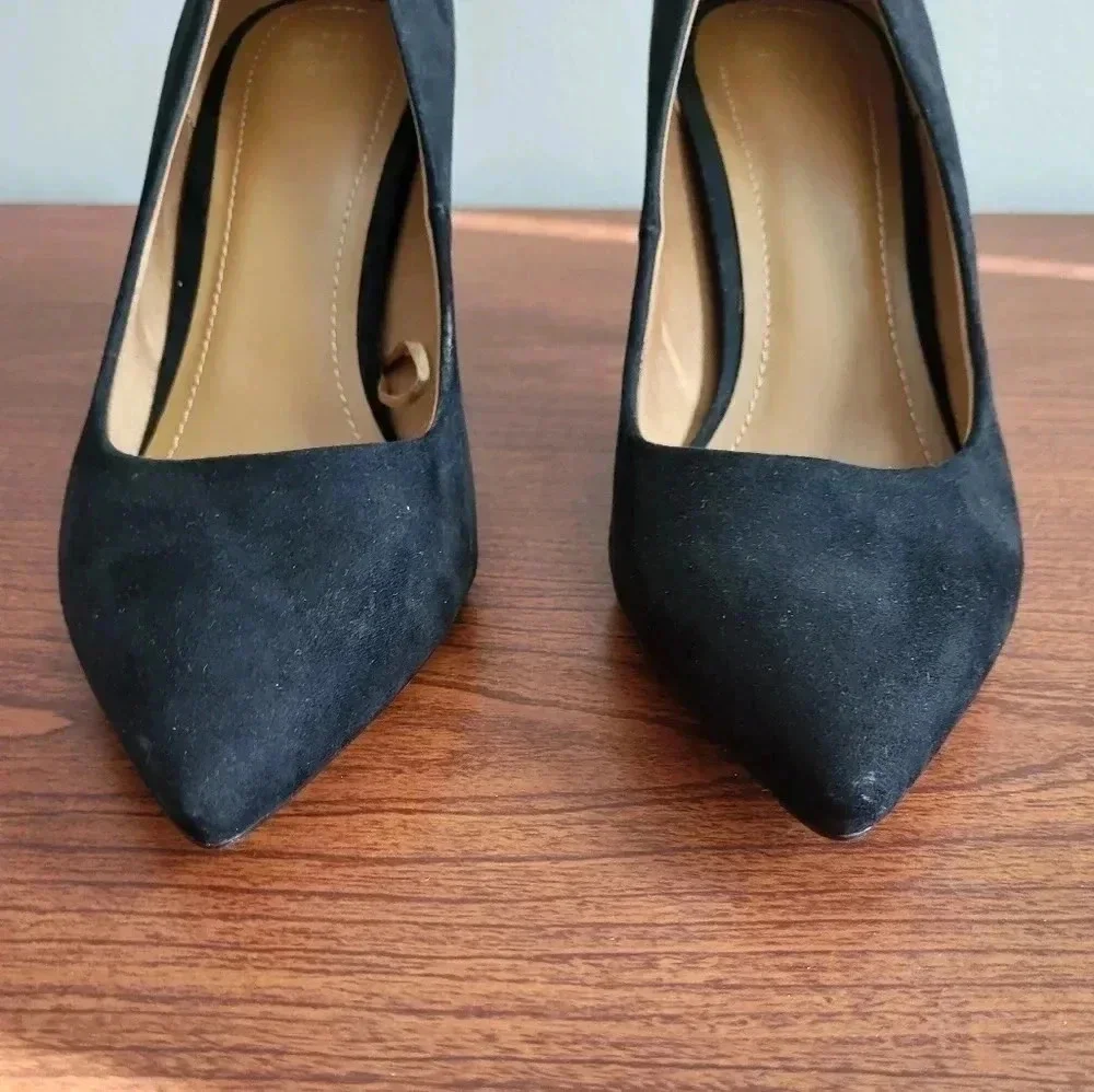 H&M Business Casual Neutral Faux Suede Black Pointy Toe Heels(38)